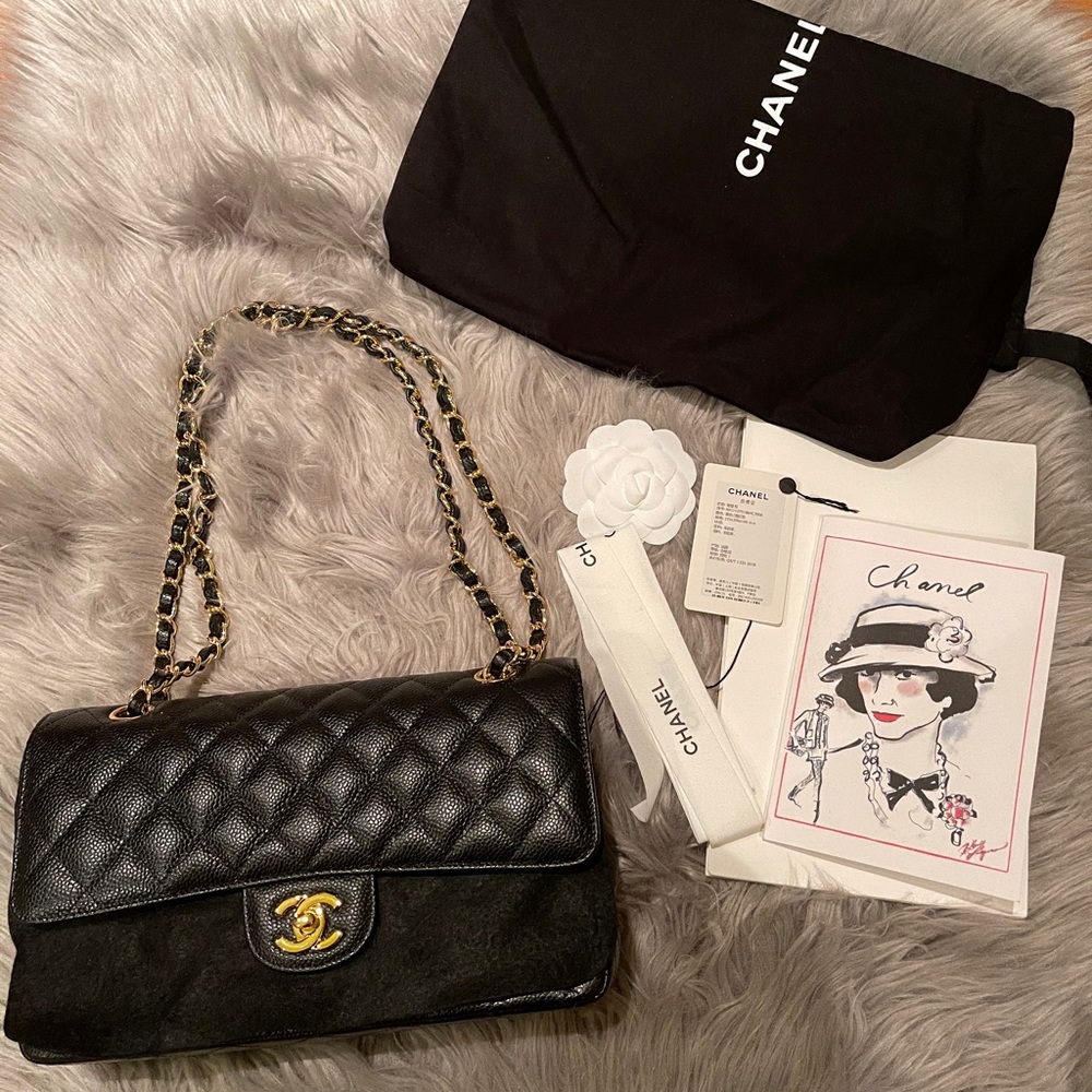 Black Caviar Medium Classic Double Flap Bag